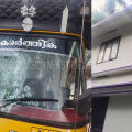 ഉള്ള്യേരിയില്‍ മുന്‍ ജനപ്രതിനിധിയുടെ വീടിനു നേരെ ആക്രമണം 
