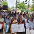 തലക്കുളത്തൂര്‍ നടുത്തുരുത്തിയിലെ നിര്‍ത്തലാക്കിയ കടവ് പുന:സ്ഥാപിക്കണം; ആവശ്യവുമായി കോണ്‍ഗ്രസ് മണ്ഡലം കമ്മിറ്റി ധര്‍ണ സംഘടിപ്പിച്ചു