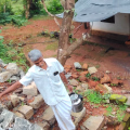 മലയോര ഹൈവേ നിര്‍മ്മാണം; വീട്ടിലേക്കുള്ള വഴിയില്ലാതെ കുടുംബം ബുദ്ധിമുട്ടില്‍