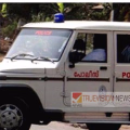 കോഴിക്കോട് മദ്യലഹരിയിൽ ട്രെയിനിനുള്ളില് കത്തിവീശി യാത്രക്കാരന്റെ പരാക്രമം; രണ്ട് പേര്ക്ക് കുത്തേറ്റു