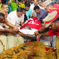 'പൊതുഅവധി ദിനത്തിലും ജോലി', വിഎസിൻ്റെ വിയോഗത്തിൽ ജോലിക്കിറങ്ങിയ തൊഴിലാളികൾക്കെതിരെ നടപടി ആവശ്യപ്പെട്ട് സിഐടിയു