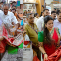 ഓണം ഖാദി മേളക്ക് തുടക്കം, 'ഖാദി മേഖലയെ കൂടുതല് ജനകീയമാക്കും' -മന്ത്രി എ കെ ശശീന്ദ്രന്