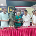 ബേപ്പൂർ ടി കെ മുരളീധര പണിക്കരുടെ 3 നോവൽ പ്രകാശനം ചെയ്തു; 'അനുഭവ ജ്ഞാനമുള്ളവർക്ക് നല്ല എഴുത്തുകാരനാകാൻ കഴിയും' - അഡ്വ. പി എസ് ശ്രീധരൻ പിള്ള