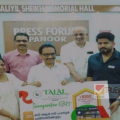 പാനൂരിൽ നന്മയുള്ള പാഠവുമായി തലാൽ ഗ്രൂപ്പ് ; ഭിന്നശേഷി കുട്ടികൾക്ക് ഓണം കളറാക്കാൻ സമ്മാനകൂപ്പൺ നൽകി