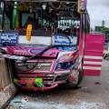കണ്ണൂരിൽ സ്വകാര്യബസും സ്ക്കൂട്ടറും കൂട്ടിയിടിച്ചു ; സ്കൂട്ടർ യാത്രക്കാരനും,ബസ് കണ്ടക്ടർക്കും പരിക്ക്
