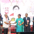 അംഗീകാര നിറവിൽ പാറാൽ ദാറുൽ ഇർഷാദ് അറബിക് കോളേജ് ;  മിനിസ്റ്റേർസ് എക്സലൻസ് അവാർഡ് ഭാരവാഹികൾ ഏറ്റുവാങ്ങി 