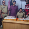 എട്ട് കോടിയുടെ സ്വർണ്ണം! രേഖകൾ ഇല്ലാതെ കടത്തി കൊണ്ടുവന്ന സ്വർണവുമായി രണ്ട് യുവാക്കൾ പിടിയിൽ