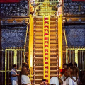 ശരണമന്ത്ര മുഖരിതമായി സന്നിധാനം; തങ്കയങ്കിചാർത്തി ദീപാരാധന പൂർത്തിയായി