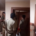 'ഏത് കേസിലാ സാറേ'; രാഹുൽ മാങ്കൂട്ടത്തിലിനെ ഹോട്ടൽ മുറിയിൽ നിന്ന് കസ്റ്റഡിയിലെടുക്കുന്ന ദൃശ്യങ്ങള് പുറത്ത്