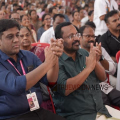 ആസ്വാദകർക്കൊപ്പം മന്ത്രി ; വിദ്യാര്ത്ഥികള്ക്ക് പ്രോത്സാഹനവുമായി കലോത്സവ വേദിയില് മന്ത്രി കെ. രാജന്