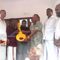താക്കോൽ കൈമാറി ; വേളത്ത് നിർധന യുവാവിന് വീട് നിർമ്മിച്ച് നൽകി നെല്ലോളി നാസർ