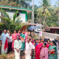 തൊഴിലുറപ്പ് പദ്ധതി അട്ടിമറിക്കുന്നു; വേളത്ത് കേന്ദ്ര നയത്തിനെതിരെ കർഷക തൊഴിലാളി യൂണിയൻ പോസ്റ്റ് ഓഫീസ് മാർച്ച് നടത്തി