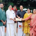 പത്താം വാർഷികാഘോഷം; എടച്ചേരി തണലിന് ഭക്ഷണച്ചെലവ് കൈമാറി വേളം പൂർവ്വ വിദ്യാർത്ഥികൾ