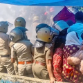 പാവങ്ങൾ കണ്ണീരിലേക്ക് ...! പാരിയത്തുകാവ് കുടിയൊഴിപ്പിക്കൽ: രണ്ടാഴ്ച സമയം നീട്ടി നൽകി, കുടിയൊഴിപ്പിക്കലല്ലാതെ മറ്റ് മാർഗമില്ലെന്ന് ഹൈക്കോടതി