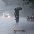 കേരളത്തിൽ മഴ ശക്തം: കോഴിക്കോട്, വയനാട് ഉൾപ്പെടെ റെഡ് അലേര്‍ട്ട് തുടരുന്നു; നാളെ മൂന്ന് ജില്ലകള്‍ക്ക് നല്‍കിയിരുന്ന റെഡ് അലേര്‍ട്ട് പിന്‍വലിച്ചു