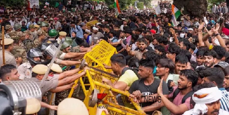 നീറ്റ് പരീക്ഷ ക്രമക്കേട്: ദില്ലിയിൽ സിജെപി സമരം ശക്തമാകുന്നു; പാർലമെന്റ് ഇന്നും സ്തംഭിച്ചേക്കും