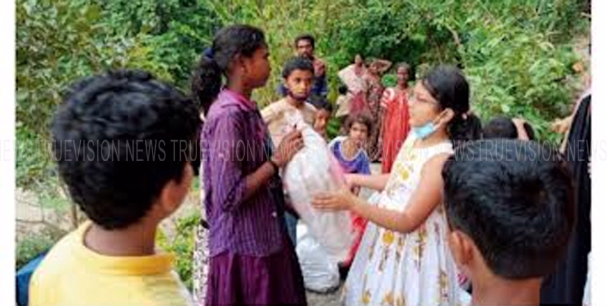സിനര്‍ജി ഹില്‍വാലി പബ്ലിക് സ്‌കൂള്‍ വിദ്യാര്‍ഥികള്‍ വസ്ത്രങ്ങള്‍ കക്കയത്തു വിതരണം ചെയ്തു