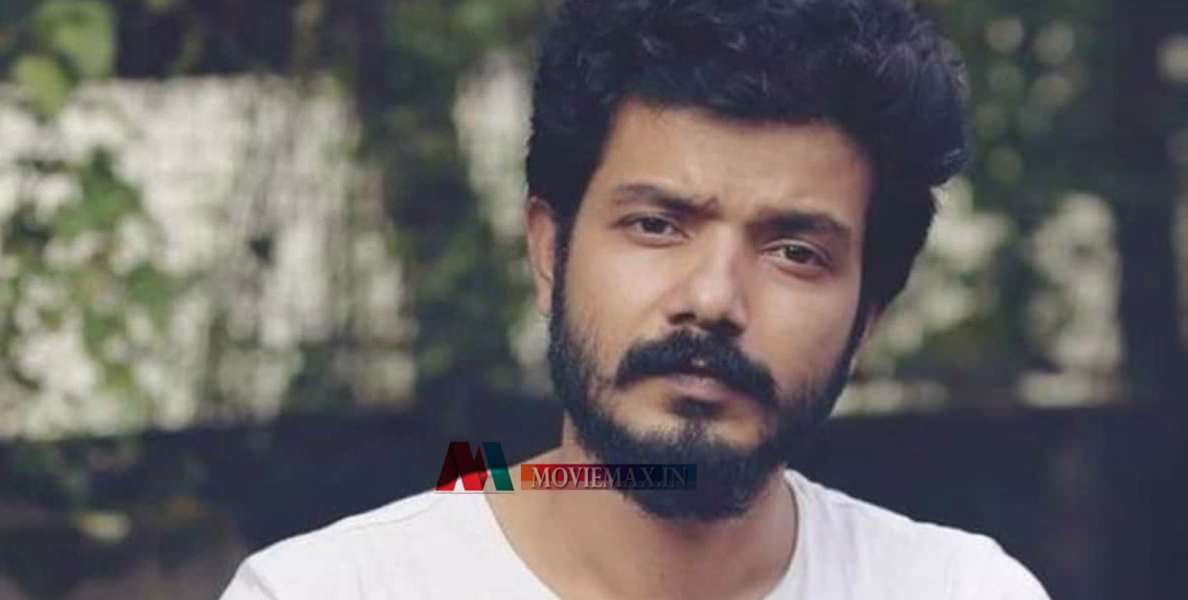 ഓൺലൈൻ അവതാരകയെ അപമാനിച്ച കേസില്‍  നടൻ ശ്രീനാഥ് ഭാസി അറസ്റ്റിൽ