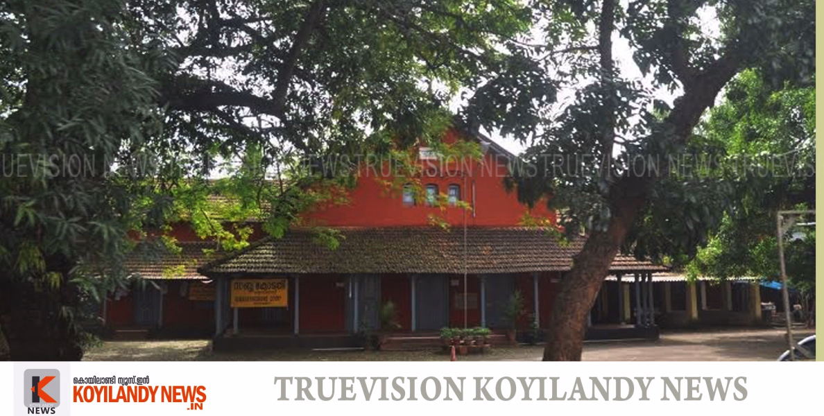മുന്‍സിഫ് - മജിസ്‌ട്രേട്ട് നിയമനം; കോര്‍ട്ട് പ്രാക്ടീസ് നിര്‍ബന്ധമാക്കണമെന്ന് സോഷ്യലിസ്റ്റ് ലോയേഴ്‌സ് സെന്റര്‍ 