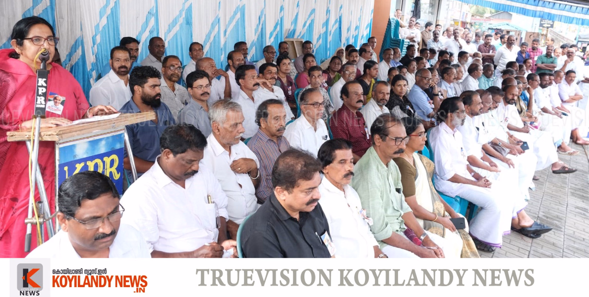 #condolance | മുന്‍ മുഖ്യമന്ത്രി ഉമ്മന്‍ചാണ്ടിയുടെ വിയോഗത്തില്‍ വിവിധ ഇടങ്ങളില്‍ സര്‍വ്വകക്ഷിയോഗം 