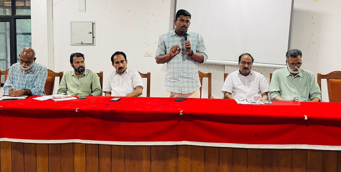 #SSLC | എസ്എസ്എല്‍സി റിസല്‍ട്ടുയര്‍ത്താന്‍ മണ്ഡലം കര്‍മ്മ പദ്ധതിക്ക് രൂപം നല്‍കി 
