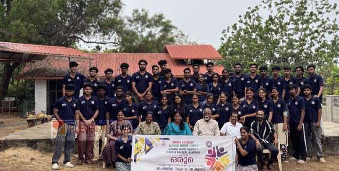 ബിഎസ്ഇ  കമ്പ്യൂട്ടര്‍  സയന്‍സ് ബിരുദ ക്ലാസില്‍ ഏതാനും  സീറ്റുകള്‍  ഒഴിവുണ്ട്.