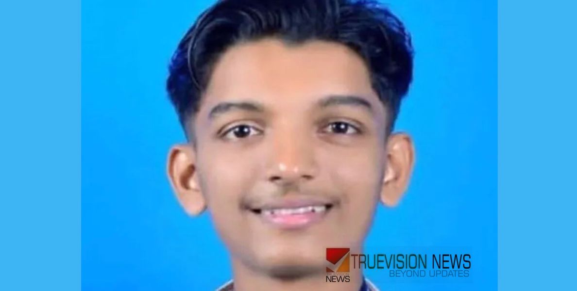 ഇന്ത്യാ ബുക്ക് ഓഫ് റെക്കോഡ്സിൽ ഇടം നേടിയ കോളേജ് വിദ്യാർത്ഥി വീട്ടിലെ കിടപ്പുമുറിയിൽ തൂങ്ങി മരിച്ച നിലയിൽ 