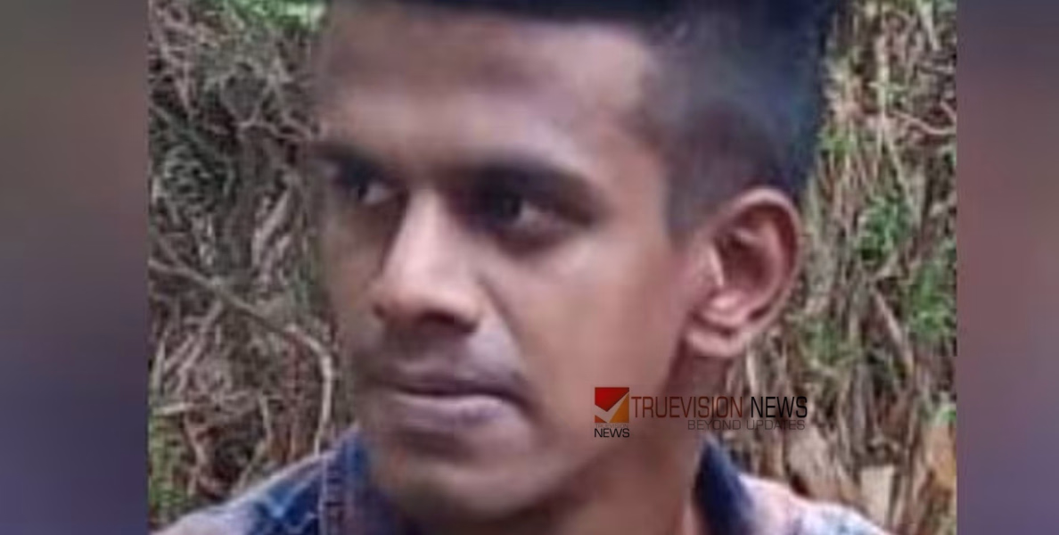 വെള്ളത്തില്‍ പൊങ്ങിക്കിടന്ന് യുവാവിന്റെ മൃതദേഹം; കാണാതായത് ആശുപത്രിയില്‍ സുഹൃത്തിനെ സന്ദര്‍ശിച്ച് മടങ്ങിയതിന് പിന്നാലെ