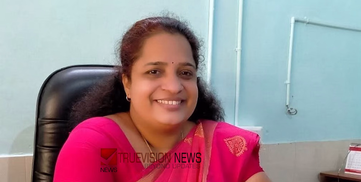 കണ്ണൂരിൽ കോടതി നടപടികൾ ഫോണിൽ പകർത്തിയ സിപിഐഎം വനിതാ നേതാവ് കസ്റ്റഡിയിൽ