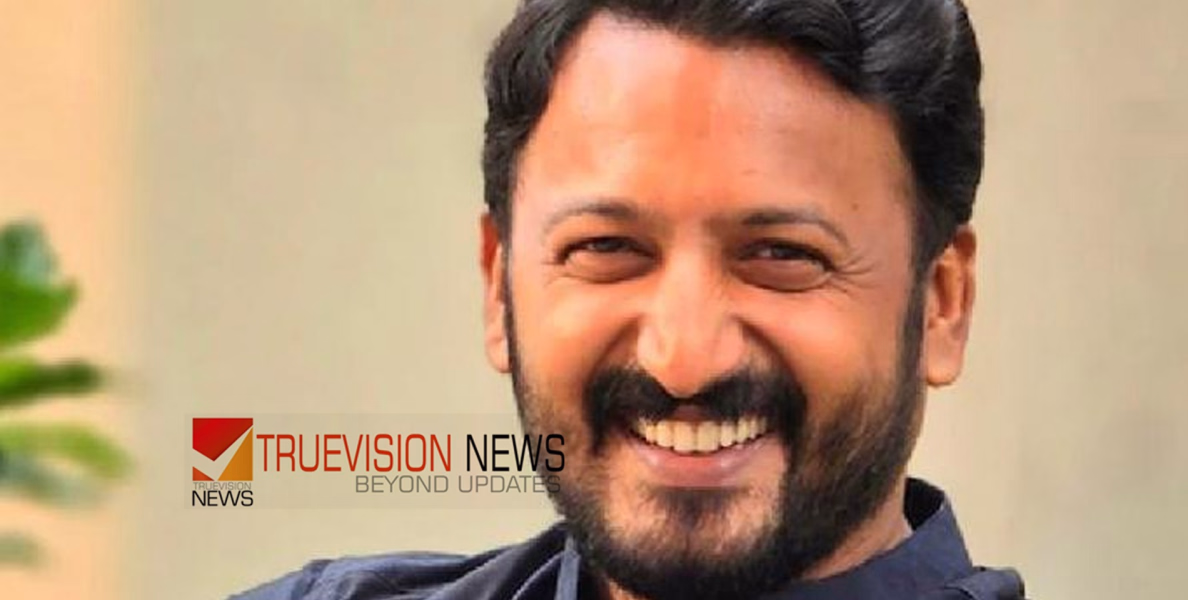രാഹുലിന്റെ പാലക്കാട്ടെ ഫ്ലാറ്റിൽ പരിശോധന; എസ് ഐ ടി സംഘം സിസിടിവി ദൃശ്യങ്ങൾ പരിശോധിച്ചു