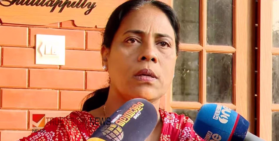 പണം വാങ്ങി മേയർ പദവി വിറ്റു, തന്നെ തഴഞ്ഞത് പണമില്ലാത്തതിന്റെ പേരിൽ; ഗുരുതര ആരോപണവുമായി ലാലി ജെയിംസ്