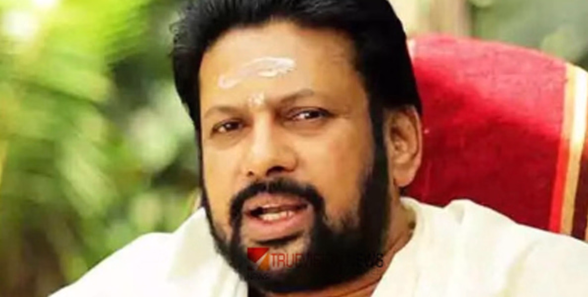 ശബരിമല സ്വർണക്കൊള്ള കേസ്; തന്ത്രി കണ്ഠരര് രാജീവരുടെ വീട്ടിൽ എസ്ഐടി നടത്തിയ പരിശോധന പൂർത്തിയായി