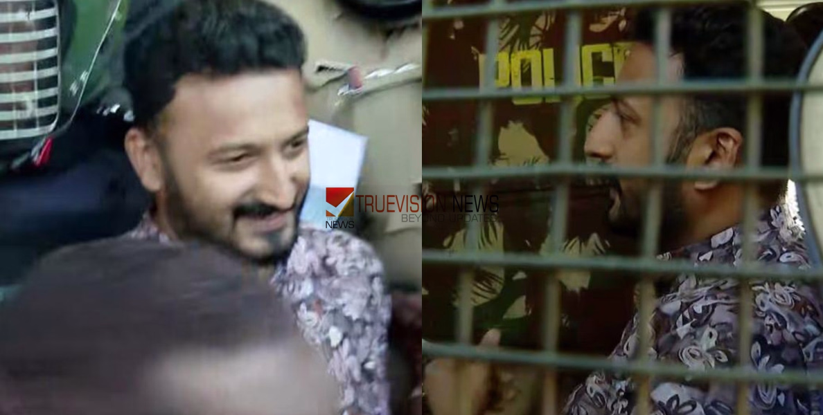 രാഹുലുമായി തിരുവല്ലയിലെ തെളിവെടുപ്പ് പൂർത്തിയായി; മാധ്യമങ്ങളോട് പ്രതികരിക്കാതെ മടക്കം