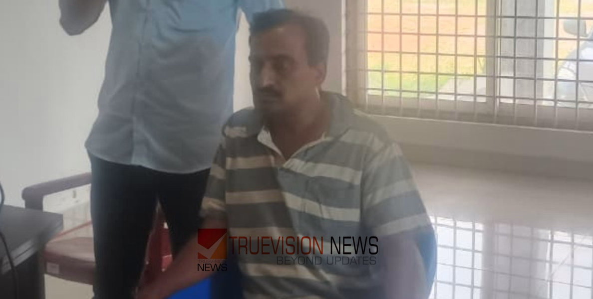 കിമ്പളം നിർബദ്ധമാണല്ലേ ....?: മൂന്ന് ലക്ഷം രൂപ കൈകൂലി വാങ്ങുന്നതിനിടെ ജിഎസ്ടി ഉദ്യോ​ഗസ്ഥൻ വിജിലൻസ് പിടിയിൽ