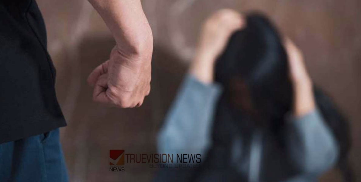  അജ്ഞാതന്റെ ആക്രമണം; കഞ്ചിക്കോട് ഐഐടിയിൽ തലയ്ക്ക് അടിയേറ്റ പെൺകുട്ടി ചികിത്സയിൽ, അന്വേഷണം തുടങ്ങി പൊലീസ്