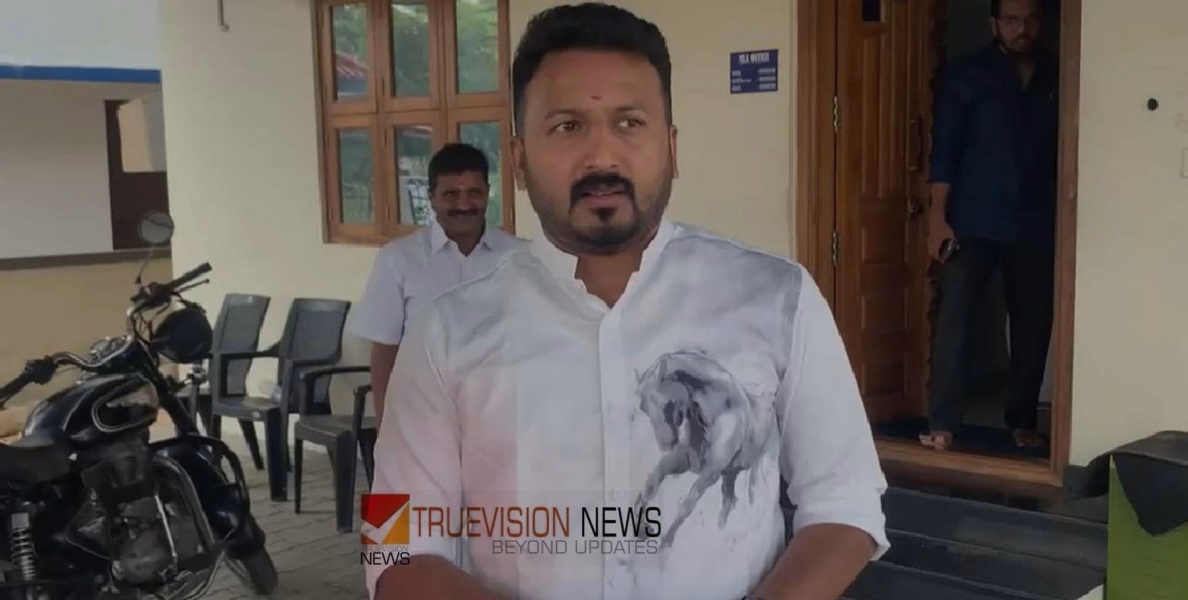 'പാലക്കാട് സ്വതന്ത്രനായി മത്സരിക്കാൻ ഇല്ല'; ഒരിടവേളയ്ക്ക് ശേഷം പാലക്കാട് മണ്ഡലത്തിൽ വീണ്ടും സജീവമാകാൻ രാഹുൽ മാങ്കൂട്ടത്തിൽ