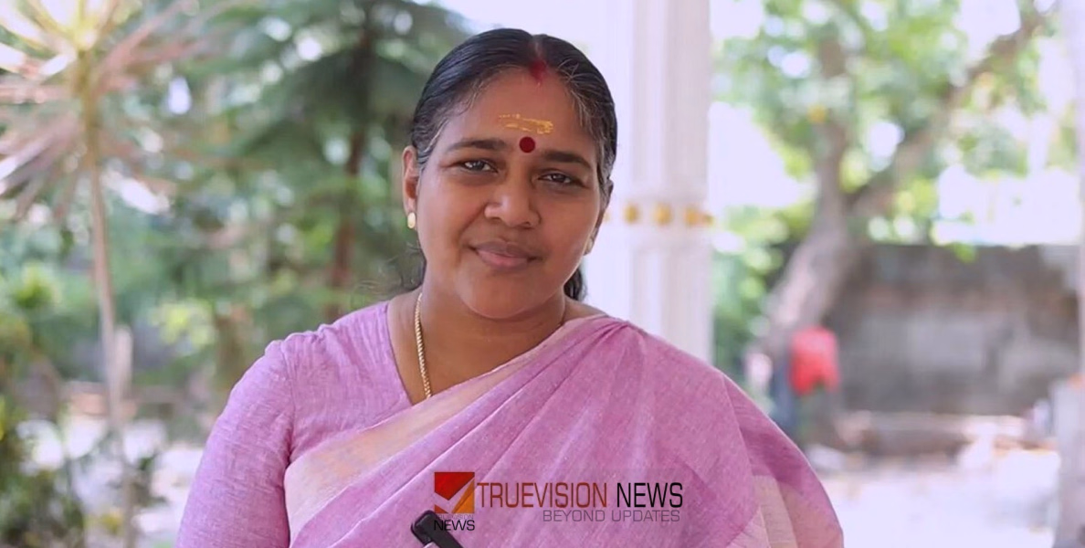 'ഒരു മാങ്കൂട്ടത്തിലല്ല പാലക്കാട് മണ്ഡലത്തിൽ പല മാങ്കൂട്ടങ്ങൾ ഉണ്ടെന്നതിൻ്റെ തെളിവാണിത്'; ന​ഗരസഭ കൗൺസിലറിനെതിരായ ലൈം​ഗിക പീഡന പരാതിയില്‍ പ്രതികരിച്ച് ശോഭ സുരേന്ദ്രന്‍