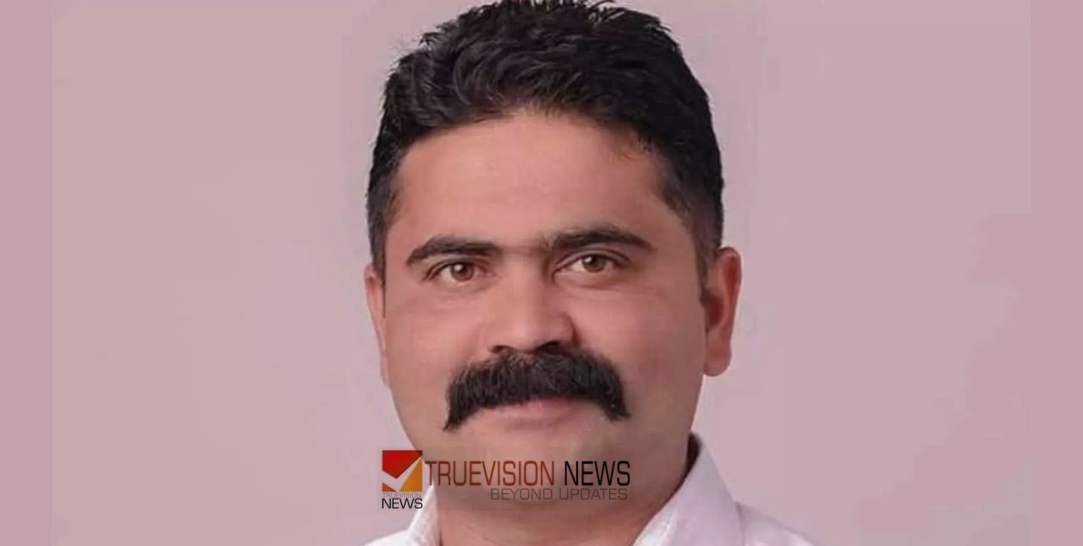 ലൈംഗിക പീഡന പരാതി; പാലക്കാട്ടെ കോൺഗ്രസ് കൗൺസിലർ പ്രശോഭിനെതിരെ കേസെടുത്ത് പൊലീസ്