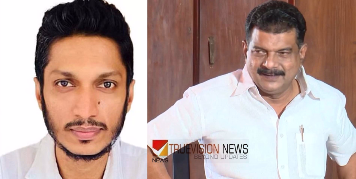  'രാഷ്ട്രീയം പറയാനില്ല, എല്ലാം മരുമോനിസമെന്ന് പറഞ്ഞു ചുരുക്കുന്നു'; അൻവറിൻ്റെ നിലപാടിൽ പ്രതിഷേധിച്ച് തൃണമൂൽ കോൺഗ്രസ് കണ്ണൂർ ജില്ലാ സെക്രട്ടറി രാജിവച്ചു
