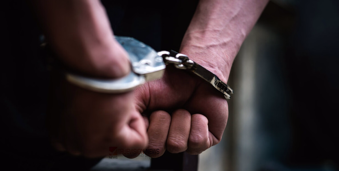 വെളുത്തൂർ ക്ഷേത്രോത്സവത്തിനിടെ സംഘർഷം: യുവാവിനെ കുത്തിപ്പരിക്കേൽപ്പിച്ച സംഭവത്തിൽ രണ്ട് പേർ പിടിയിൽ