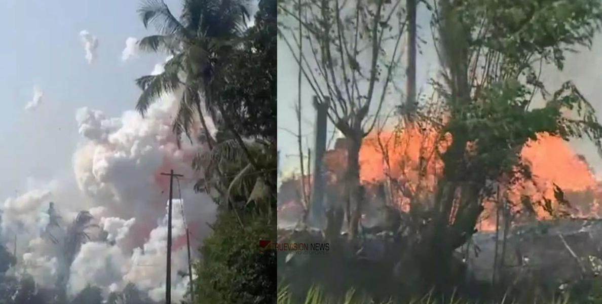 തൃശൂർ മുണ്ടത്തിക്കോട് വെടിക്കെട്ട്: മരണം അഞ്ചായി, കയ്യും കാലുമെല്ലാം ചിതറിയ നിലയിലായിരുന്നുവെന്ന് പ്രദേശവാസികൾ 