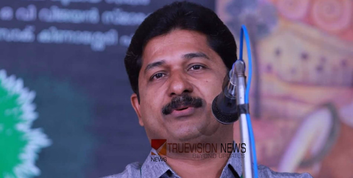 'കോൺഗ്രസിന്റെ ഒരു കൈ ആർഎസ്എസിന്റെ ചുമരിലും മറുകൈ ജമാഅത്തെ ഇസ്ലാമിയുടെ ചുമലിലുമാണ്; അവർ അധികാരത്തിൽ വന്നാൽ കേരളത്തിന്റെ നാശം തുടങ്ങും' - എം സ്വരാജ്