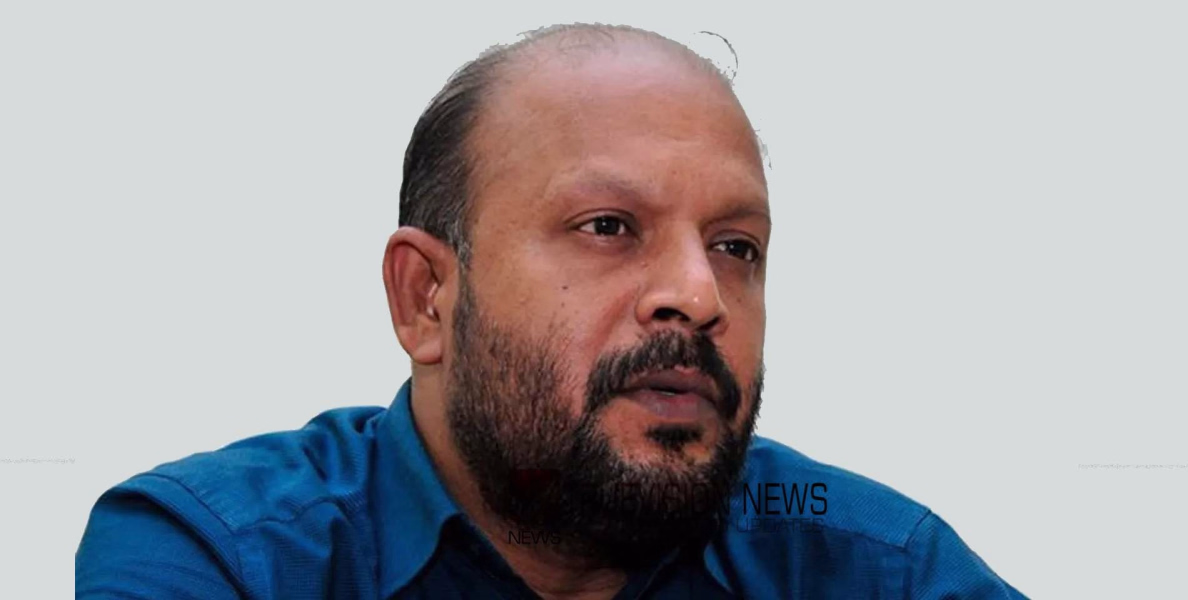 'മരണം മുന്നിൽ കണ്ട് അസ്വാദിക്കേണ്ടതല്ല വെടിക്കെട്ട്'; അനധികൃത പടക്ക നിർമാണം നിരോധിക്കണമെന്ന് വി. എസ്. സുനിൽകുമാർ