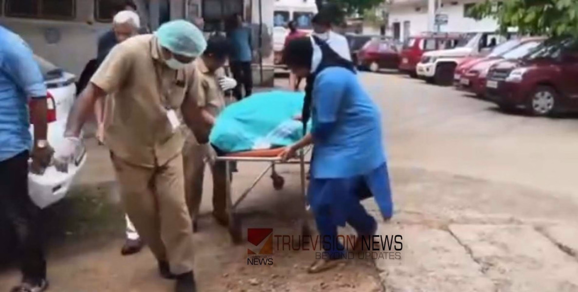 വീണുകിട്ടിയ അവധി ദുരന്തമായി...! അശമന്നൂരിൽ കനാലിൽ കുളിക്കാനിറങ്ങിയ രണ്ട് വിദ്യാർത്ഥികൾ മുങ്ങിമരിച്ചു, ഒഴുക്കിൽപെട്ട മൂന്നാമൻ ആശുപത്രിയിൽ