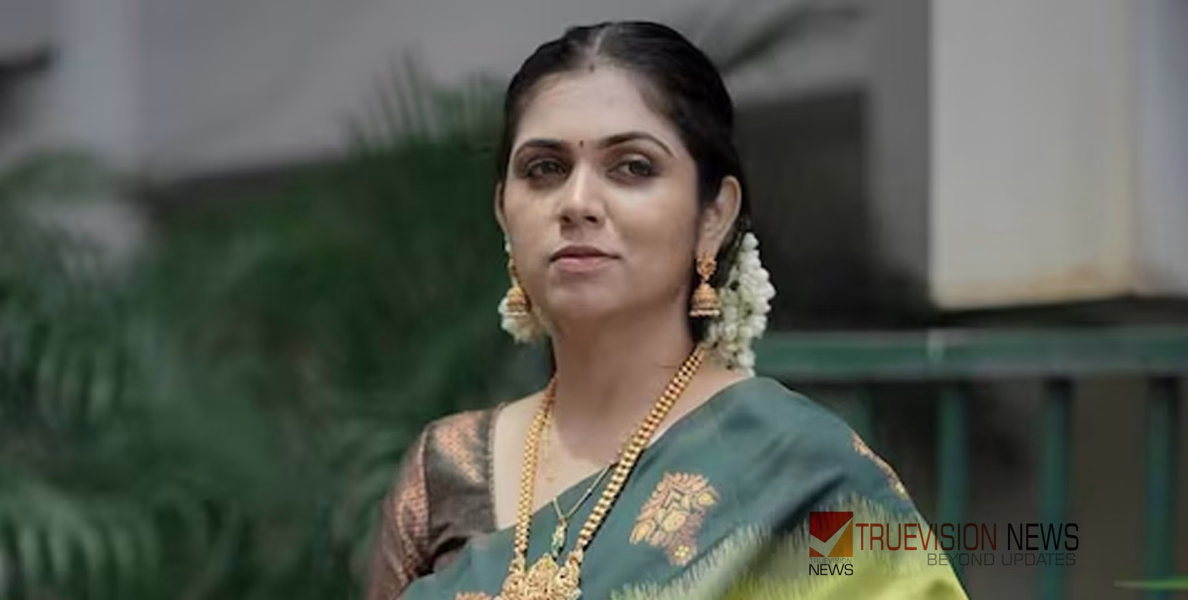 'ട്രോളുണ്ടാക്കുന്നവർ അവരുടെ പണി ചെയ്യട്ടെ, വോട്ട് കുറഞ്ഞതിന്റെ കാരണം പരിശോധിക്കും '; എന്‍ഡിഎ സ്ഥാനാർത്ഥി അഞ്ജലി നായർ
