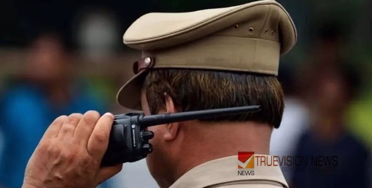 അവയവദാനത്തിന് വ്യാജരേഖകൾ; കൊച്ചിയിലെ വിവിധ സ്ഥാപനങ്ങളിലെ റെയ്ഡിൽ ദമ്പതികളടക്കം അഞ്ച് പേർ കസ്റ്റഡിയിൽ