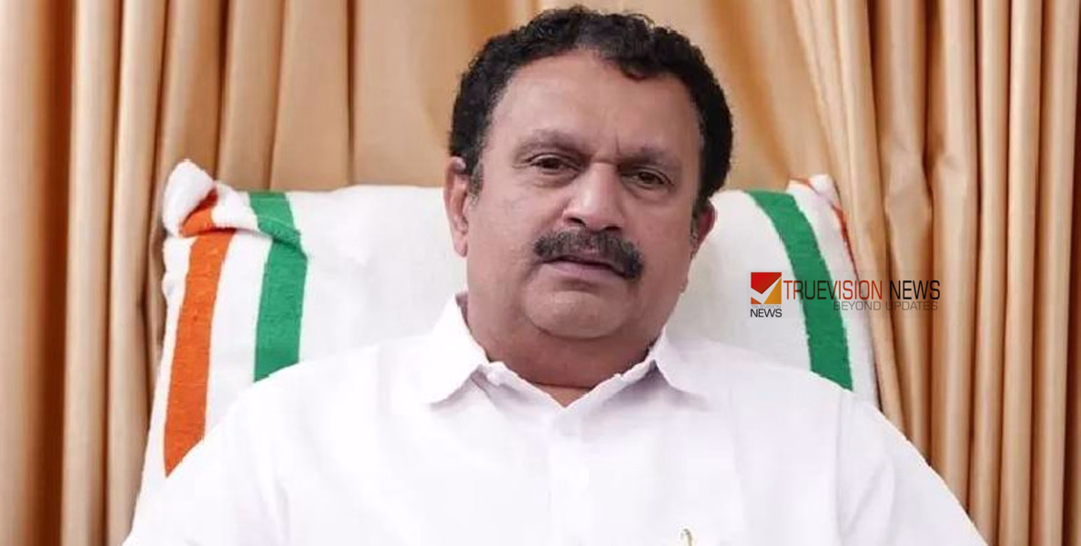 ഫ്ലക്സിന്റെ വലിപ്പം നോക്കിയല്ല മുഖ്യമന്ത്രിയെ തീരുമാനിക്കുന്നത്; തുറന്നടിച്ച് കെ. മുരളീധരൻ