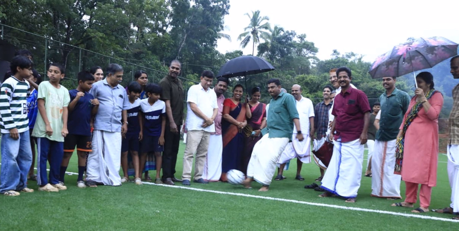 ഒരു പഞ്ചായത്തില്‍ ഒരു കളിസ്ഥലം  കായണ്ണയില്‍ സിന്തറ്റിക് ടര്‍ഫ് യഥാര്‍ഥ്യമായി